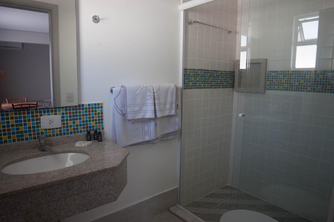 Hotel Santa Paula Гуаратуба Екстериор снимка